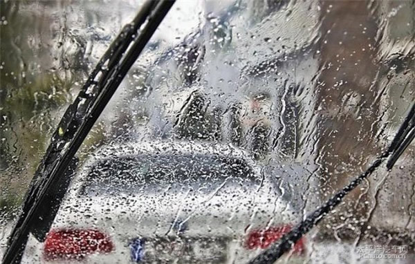 科目二、科目三遇到下雨天應(yīng)該怎樣做？考試順利會(huì)通過