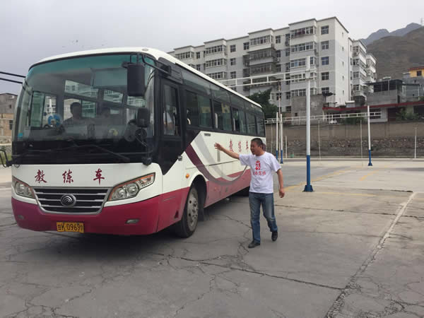 做到兩點(diǎn)，輕松考試，順利拿證